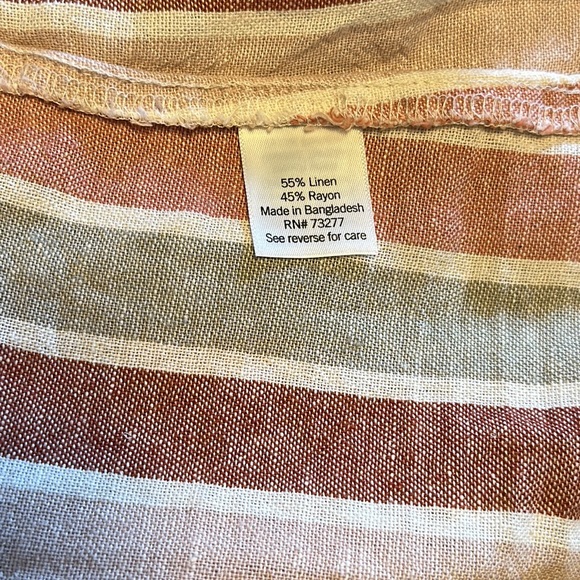 NWT Striped misses Sonoma top with buttons & front tie knot - Picture 5 of 5